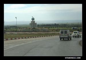 مدخل مدينة معسكر