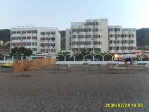 Hôtels SYPHAX et CLUB ALLOUI