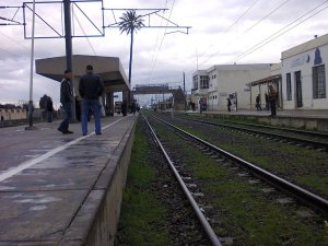 محطة السكة الحديدية بمدينة العطاف