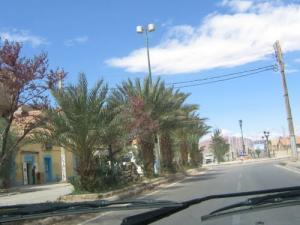 Boulevard et rond point à Beni ounif