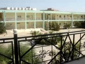 Lycee Mohamed Benteftifa (la cour et les laboratoiress)