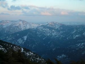 Montagnes de Blida sous la neige
