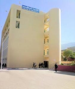 Saad Dahleb - Faculté De Médecine