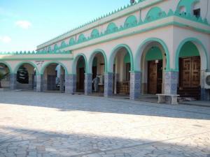 Vue intérieure de la mosquée  Hamza