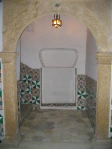 داخل قصر رايس حميدو