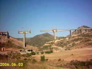 LE PONT DE BOUIRA EN CONSTRUCTION