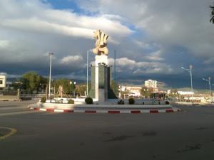 Monument au centre ville de Bouira