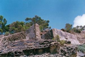 أسوار مدينة هنين