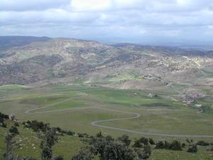 Vue aérienne de la périphérie de Bouira