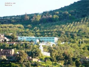 Vue sur la petite ville de Ben Haroun