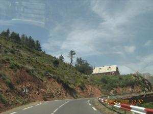 Auberge du chalet sur la route de  Tikjda (By Karim.H)