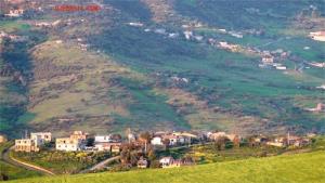 Village Doumaz aux abords de Bouira