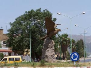 Statue d'Aigle à Bouira