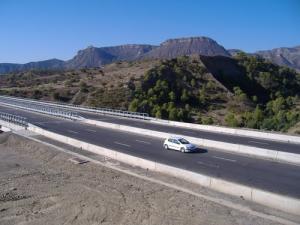 Autoroute sur la périphérie de Bouira