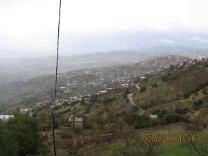 Le village de Takerboust vu depuis la route nationale 15