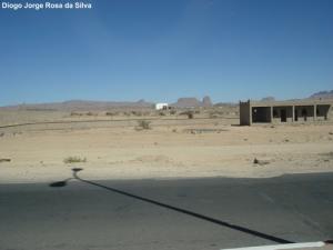 LENA INGÉNIERIE ET CONSTRUCTIONS. (Elle à fait et à réhabilité la route N1, entre les villages de Tamanrasset et In Guezzam, au Sud d' Algérie, dans une extension de 175 km, jusqu' a la frontiere avec le Niger)