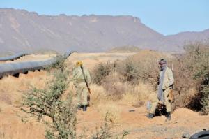 Pipelines d'eau potable charriant l'eau potable de Ain Salah à Tamanrasset