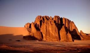 Bivouac entre dune et falaise à In Akacheker