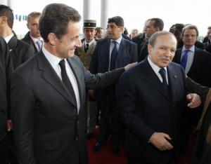 رئيس الفرنسي في زيارة رسمية للجزائر