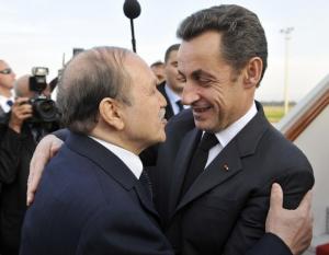 رئيس الفرنسي في زيارة رسمية للجزائر