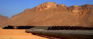 Assemblages de pipelines destinées à charrier l'eau potable depuis Ain Salah jusqu'à Tamanrasset
