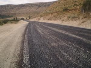 Travaux de construction routière à Tébéssa