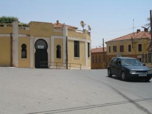 Ecole élémentaire Ibn Badis à Tiaret