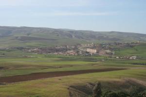 Au Nord de Oued Lili