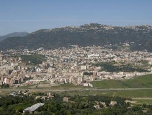Vue d'ensemble sur la ville de Tizi Ouzou