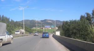 Sur la rocade sud, direction Asif At Aissi