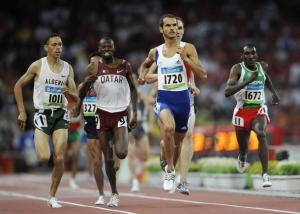 العداء الجزائري  طارق بو كنسة  خلال الألعاب الأولمبية 2008