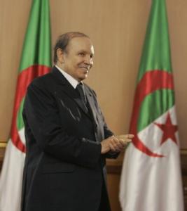 الرئيس الجزائري يزور مدينة تلمسان