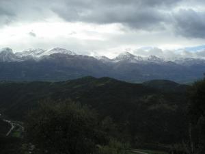 La chaîne du Djurdjura depuis la commune de Beni Yenni