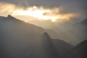 Lever du jour sur les montagnes du Djurdjura