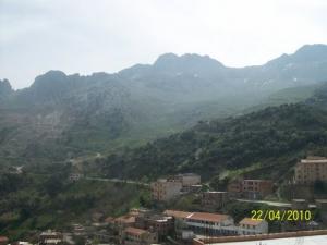 Iguer Mahdi La carrière