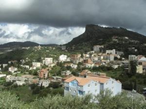 Vue générale sur la cité de Makouda