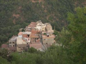 VILLAGE IKHELIDJENE A AIT ALI