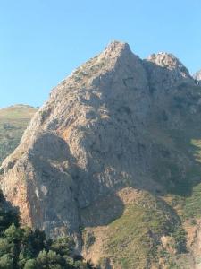 Les montagnes surplombant Tizi ouzou