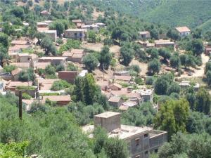 Village d'Ichoukrene dans la périphérie de Tizi ouzou