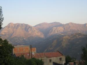 Paysage de Taourirt Amokrane vu depuis Tadjmert (place de rassemblement)
