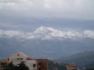 Les montagnes du Djurdjura vue depuis Aguemoun (Commune de Larbaa Nath Irathen)