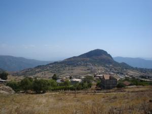 Vue sur la cité de Makouda