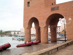 Port des Gardes Côtes de Sidi Fredj