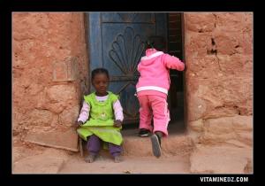 طفلتين من بلدية تمنطيط