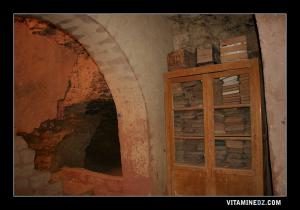 خزانة من المخطوطات بالمدرسة القرآنية  سيد أحمد ديدي  في بلدية تمنطيط