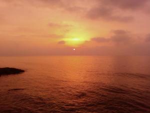 Coucher de soleil sur Alger vu depuis Bordj El Kiffan