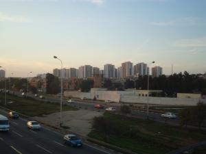 La cité des Bananiers depuis le pont de Bab Ezzouar
