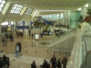 Salle d'attente de l'aéroport Houari Boumediene