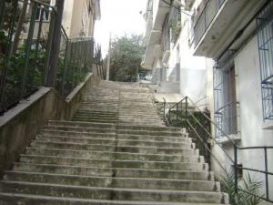 Des escaliers anciens à d'Alger
