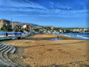 La Plage Rizi Amor (exChapuis) sural côte d'Alger